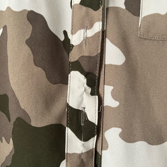 Camo NY and Co Top - GUC - Picture 2 of 4